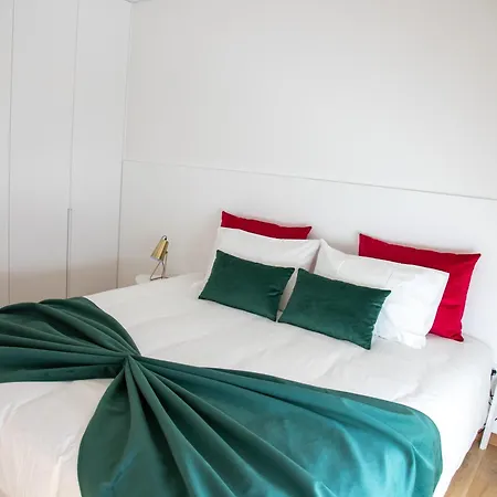 Mponto * Ponte da Barca